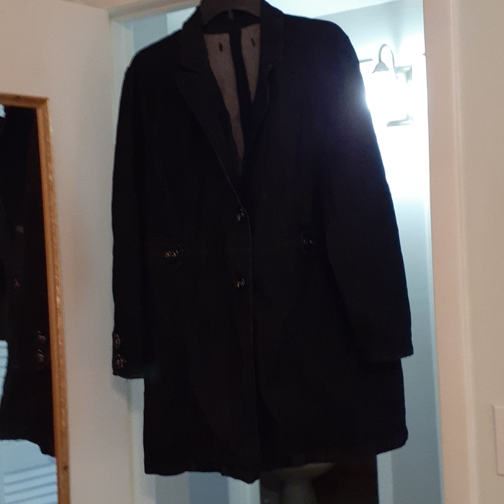 Very dark denim jean 3/4 coat